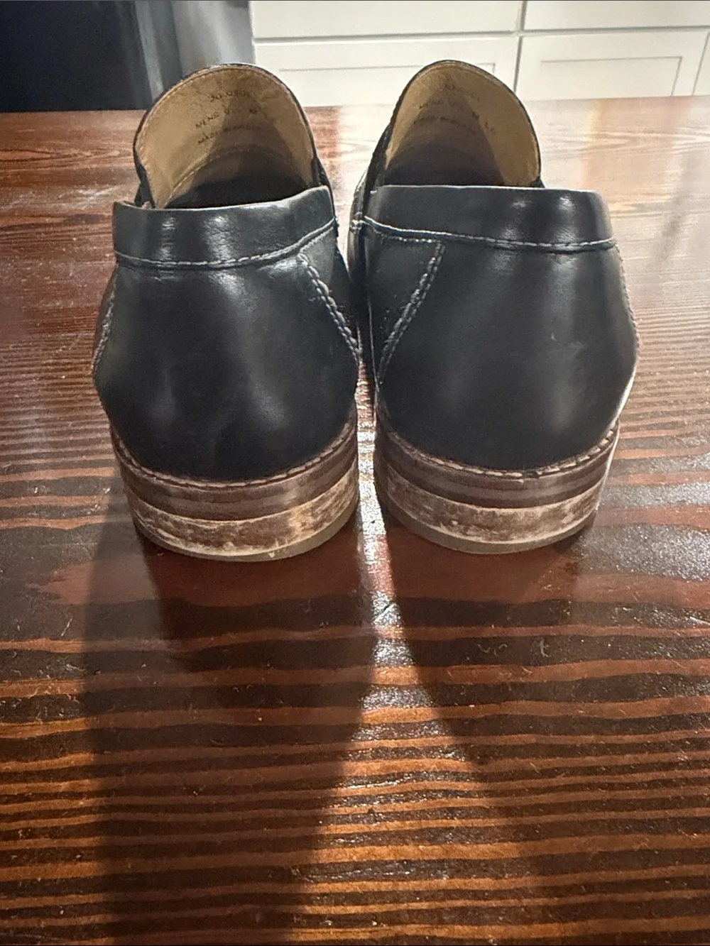 Johnston & Murphy Black Leather Penny Loafers size 9.5